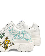 Load image into Gallery viewer, Stomper White Graffiti
